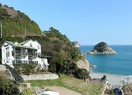 Geoje Floria Pension