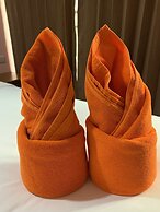 A.A. Pattaya Golden Beach Hotel