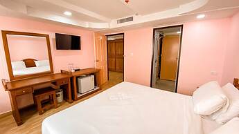 A.A. Pattaya Golden Beach Hotel