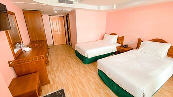A.A. Pattaya Golden Beach Hotel