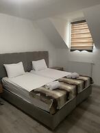 Kispet Deluxe Hotel