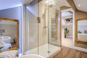 Heritage Mews