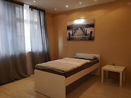 Hostel Caracalla