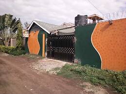 Western Guest Lodge
