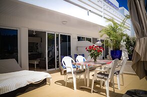 Palm Suites