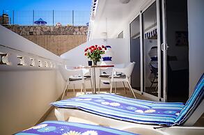 Palm Suites