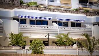 Palm Suites