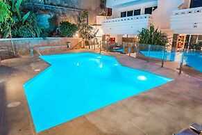 Palm Suites