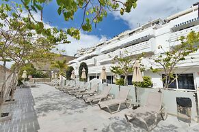 Palm Suites