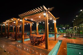 Seven Seas Hotel