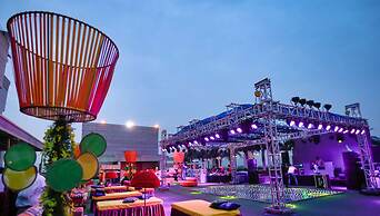 Seven Seas Hotel