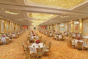 Seven Seas Hotel