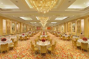 Seven Seas Hotel