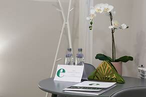 Expecto Apartments