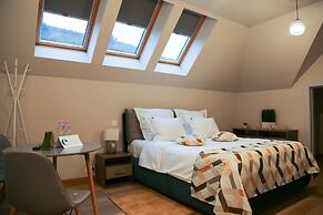 Expecto Apartments