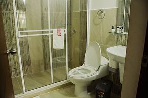 Amaranthus  Hotel