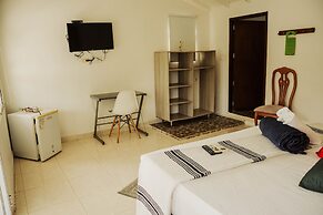 Amaranthus  Hotel