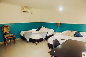 Amaranthus  Hotel