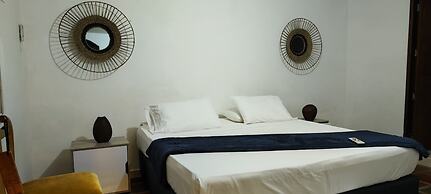 Amaranthus  Hotel