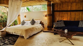 Amaranthus  Hotel