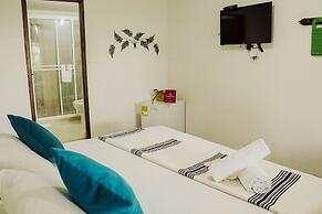 Amaranthus  Hotel