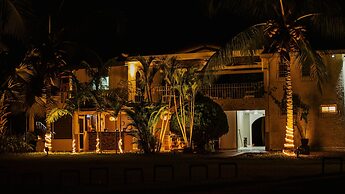 Amaranthus  Hotel