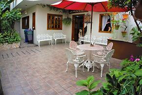 Hostal Macaw