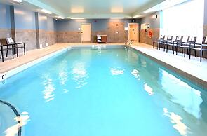 Holiday Inn Express & Suites Aurora by IHG