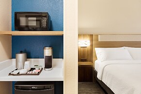 Holiday Inn Express & Suites Aurora by IHG
