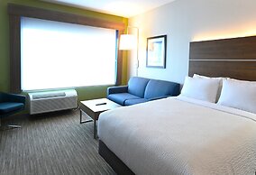 Holiday Inn Express & Suites Aurora by IHG