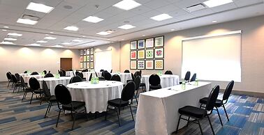 Holiday Inn Express & Suites Aurora by IHG