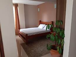 Emilia Hotel Apartments