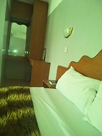 Owoods Annex Hotel