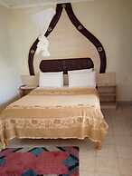 Owoods Annex Hotel