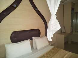 Owoods Annex Hotel