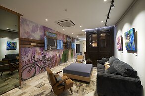 Macalister Terraces Hotel