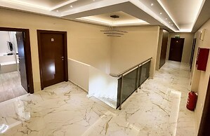 Hotel Holiday