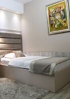 Hotel Holiday