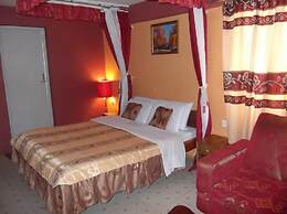 Palmdew Highland Hotel