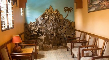 Palmdew Highland Hotel