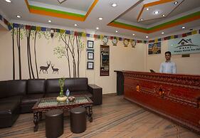 Hotel Happy Home