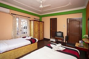 Hotel Happy Home