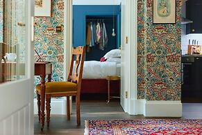 Foyers Lodge