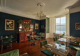 Foyers Lodge