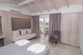 Dora Apartments
