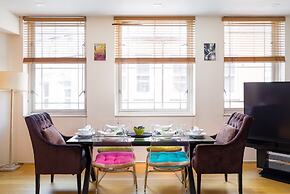 Spacious 2-bedroom Apartment in Mayfair