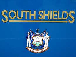 South Shield's Emerald 2 Bed Apartment