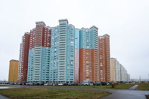Apartment on Vertolyotchikov 13