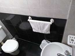 Hostel Estoril 3