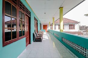 Losmen Parikesit